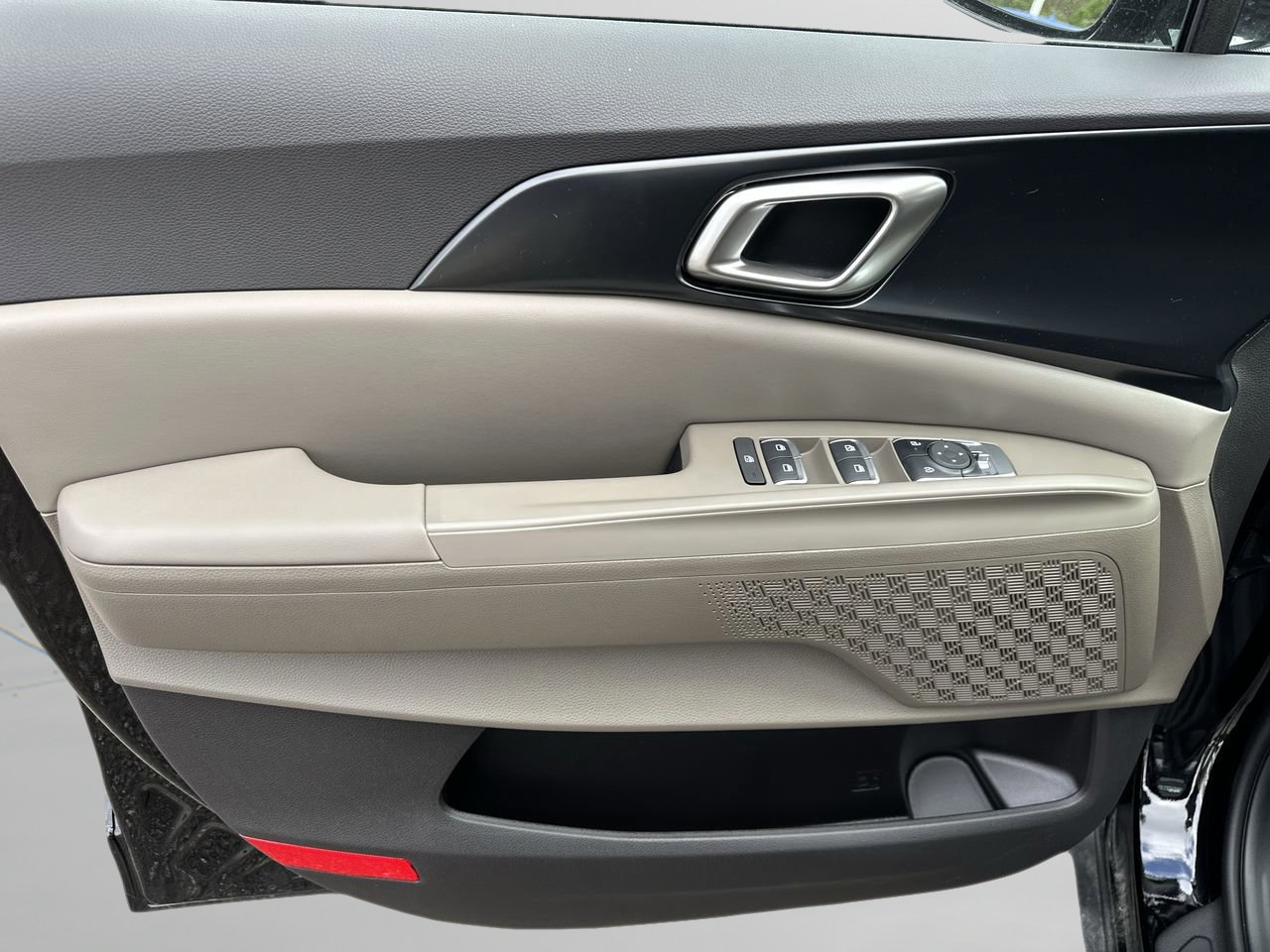 New 2026 Kia Carnival FWD image 28