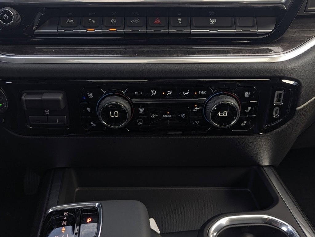 New 2026 Chevrolet Silverado 1500 LTZ w/ LTZ Premium Package image 27