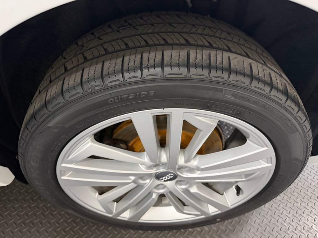Used 2018 Audi Q5 2.0T Premium Plus w/ Premium Plus Package AWD/4WD image 21