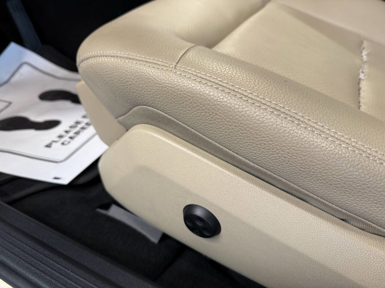 Used 2011 Mercedes-Benz E 350 Sedan image 24