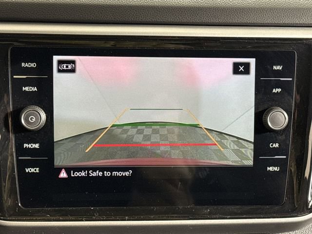 Used 2023 Volkswagen Atlas Cross Sport SEL Premium R-Line image 23