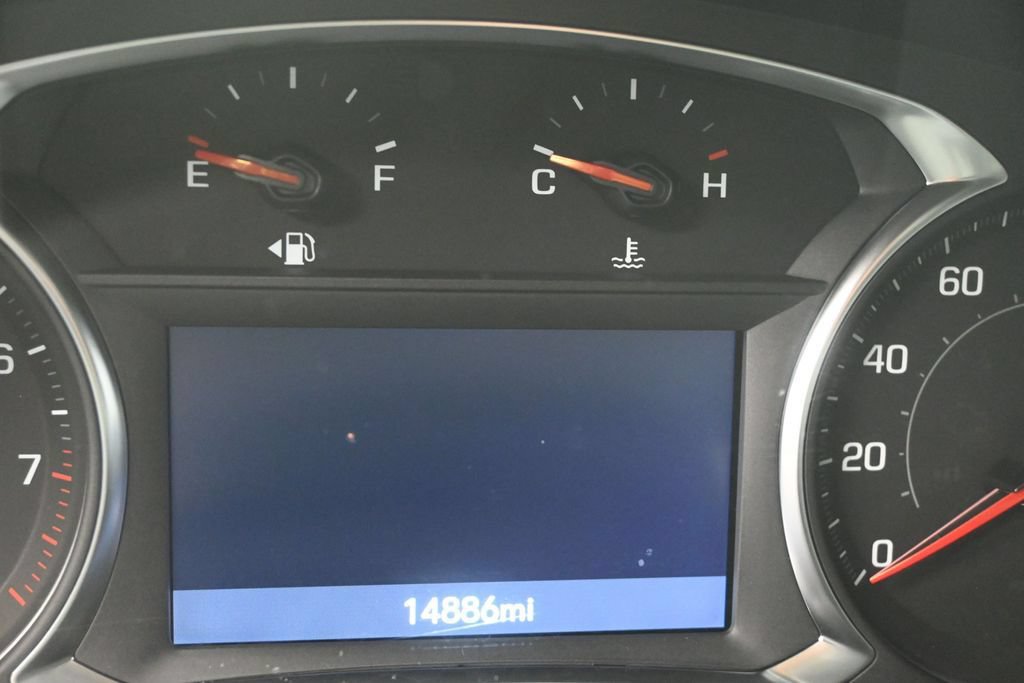 Used 2022 Chevrolet Traverse RS FWD image 10