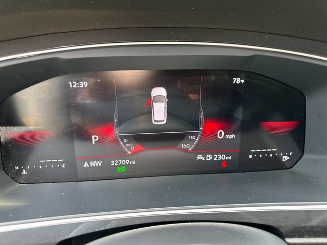 Used 2024 Volkswagen Tiguan Wolfsburg Edition image 18