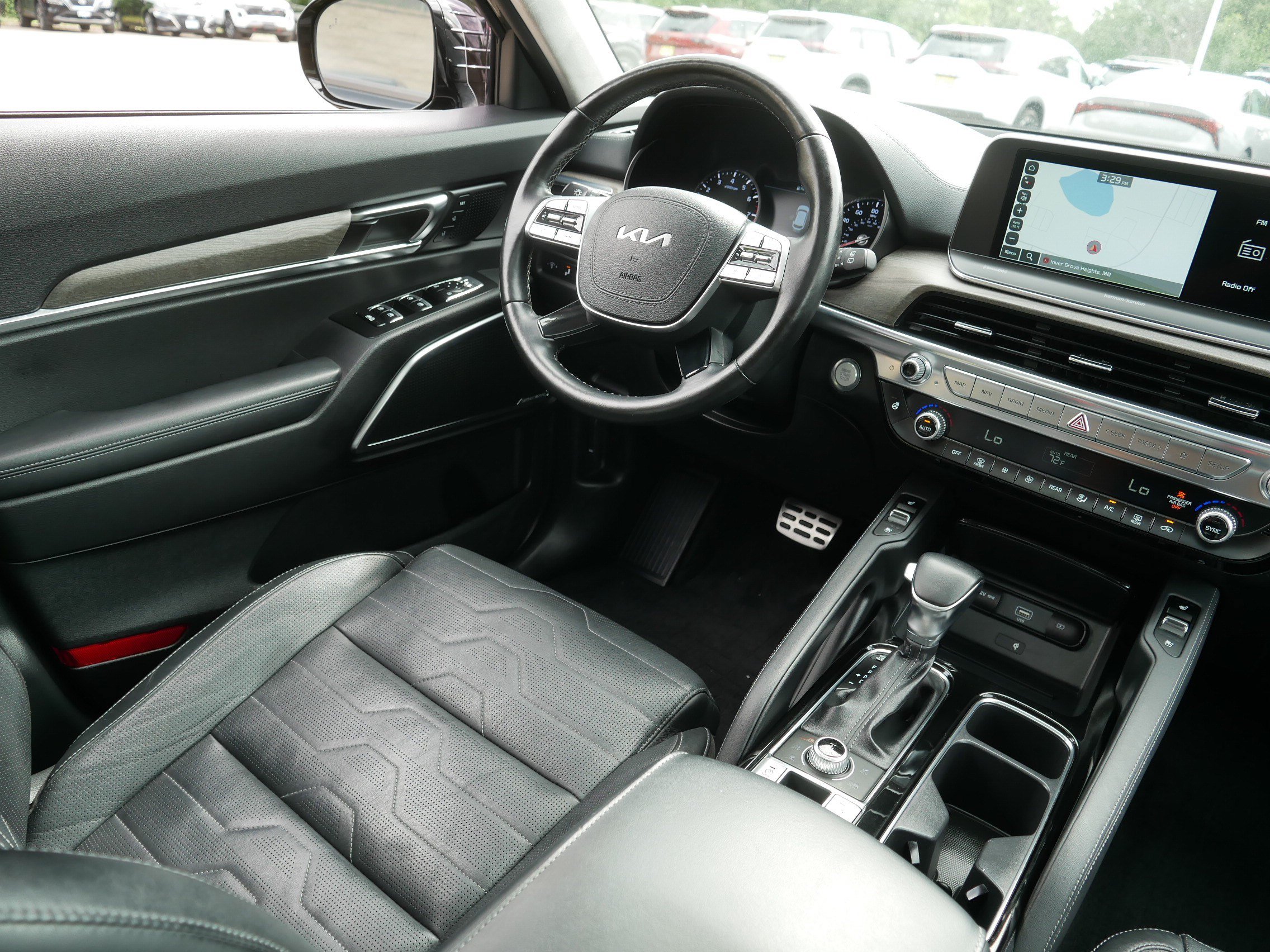 Used 2022 Kia Telluride SX w/ SX Prestige Package AWD/4WD image 9