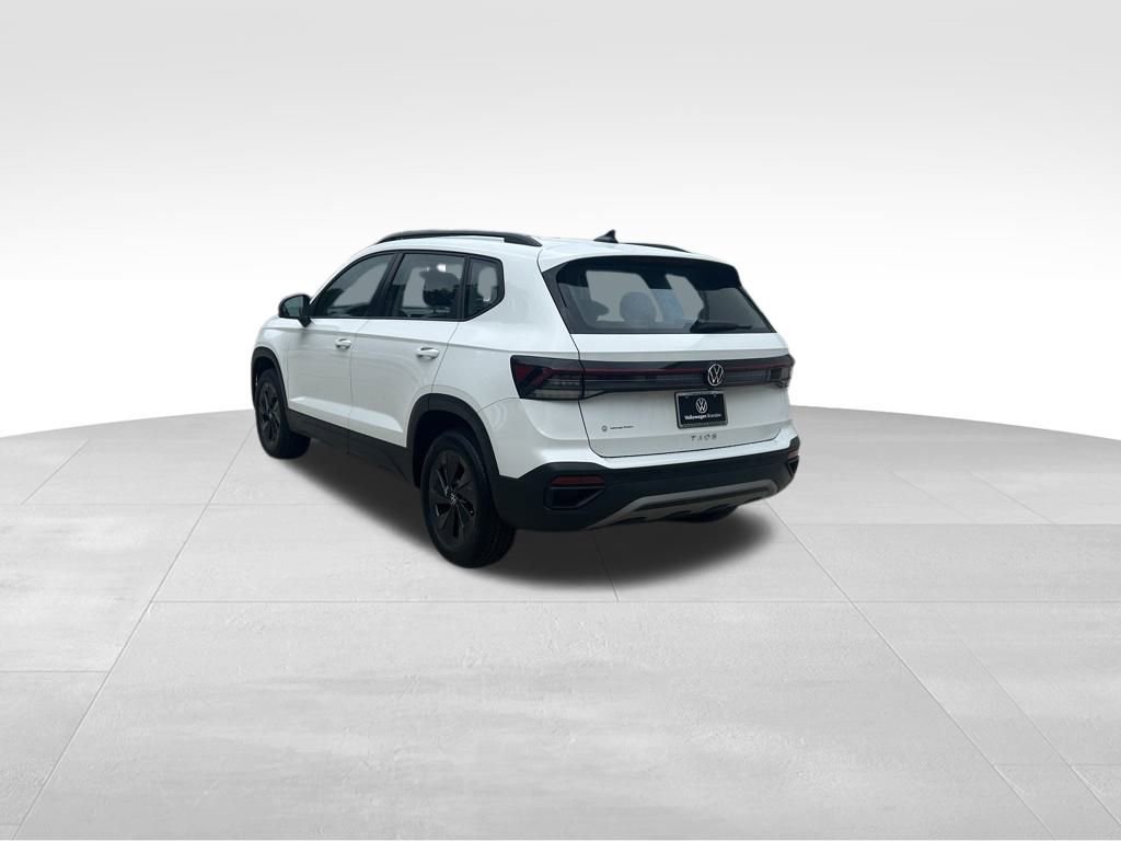 Certified 2025 Volkswagen Taos S image 3