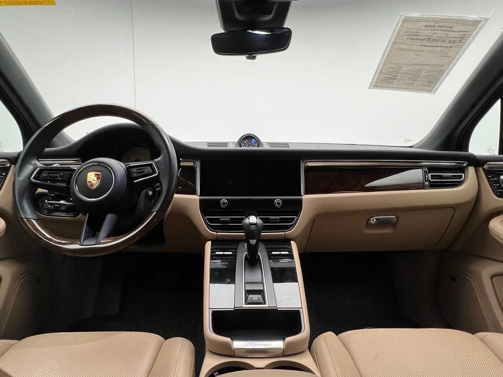Certified 2024 Porsche Macan S AWD/4WD image 6