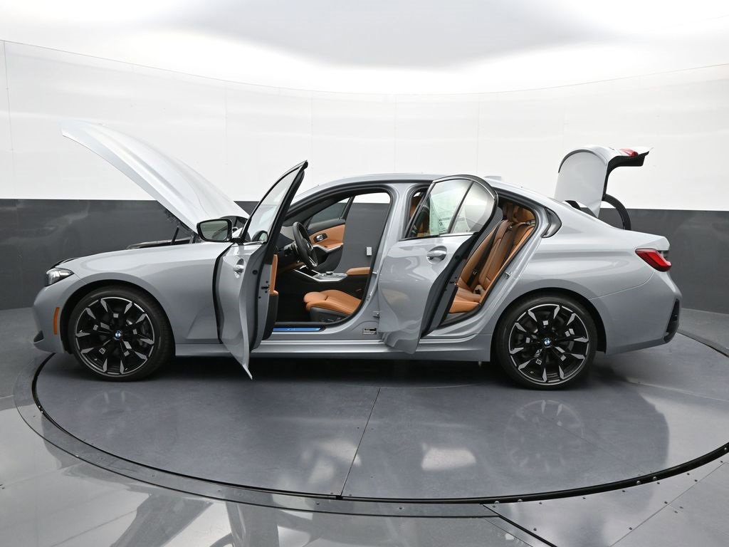 New 2025 BMW 330i xDrive Sedan w/ M Sport Package image 43