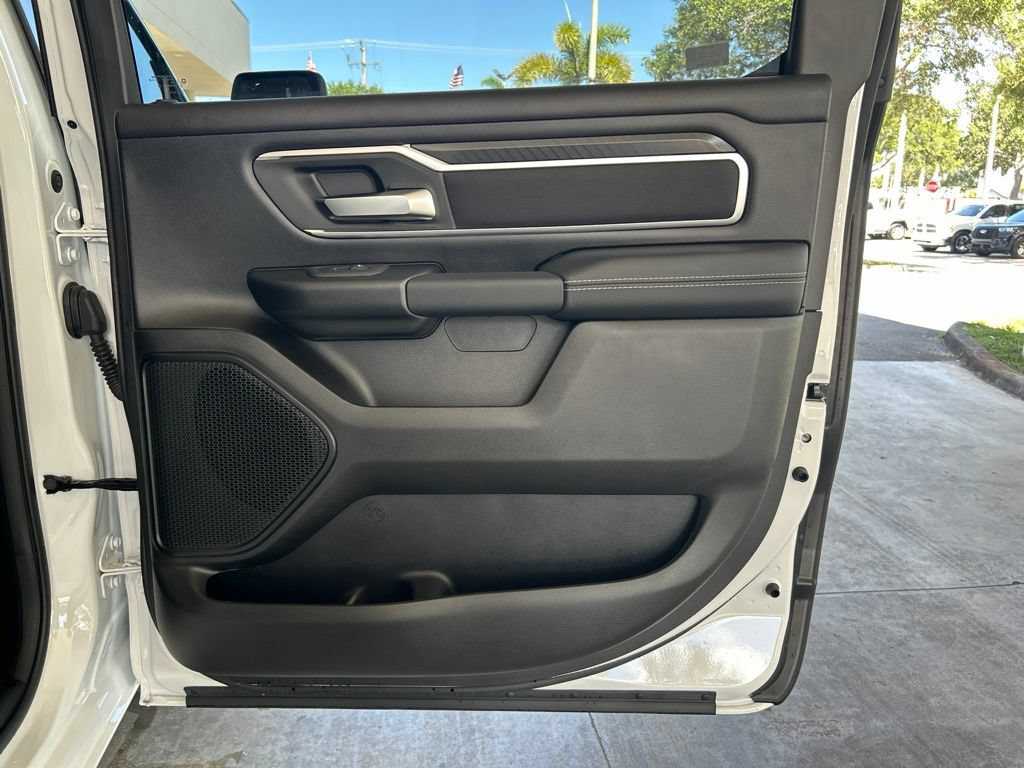 Used 2026 RAM 1500 Big Horn RWD image 32