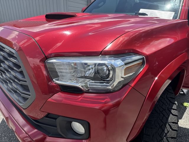 Used 2022 Toyota Tacoma TRD Sport w/ Technology Package AWD/4WD image 30