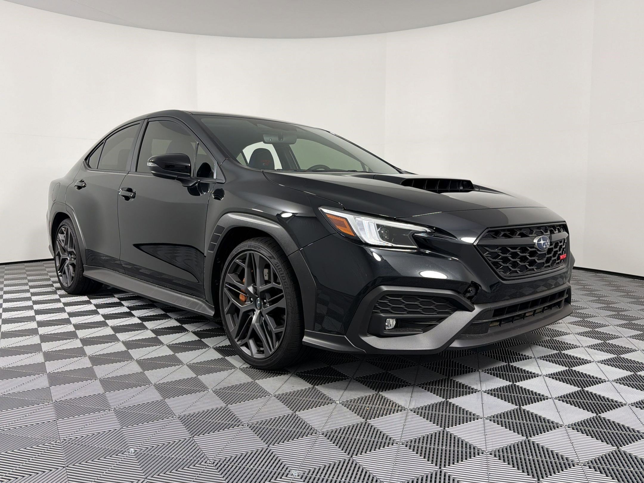 Used 2025 Subaru WRX tS AWD/4WD image 12