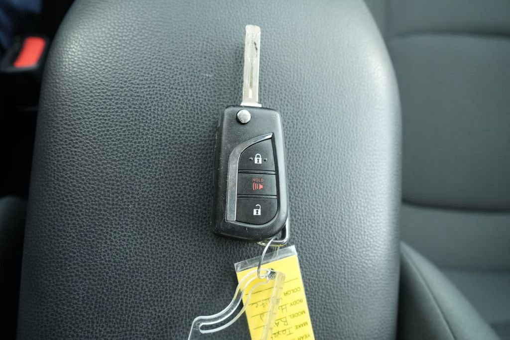 Used 2024 Toyota RAV4 LE image 37