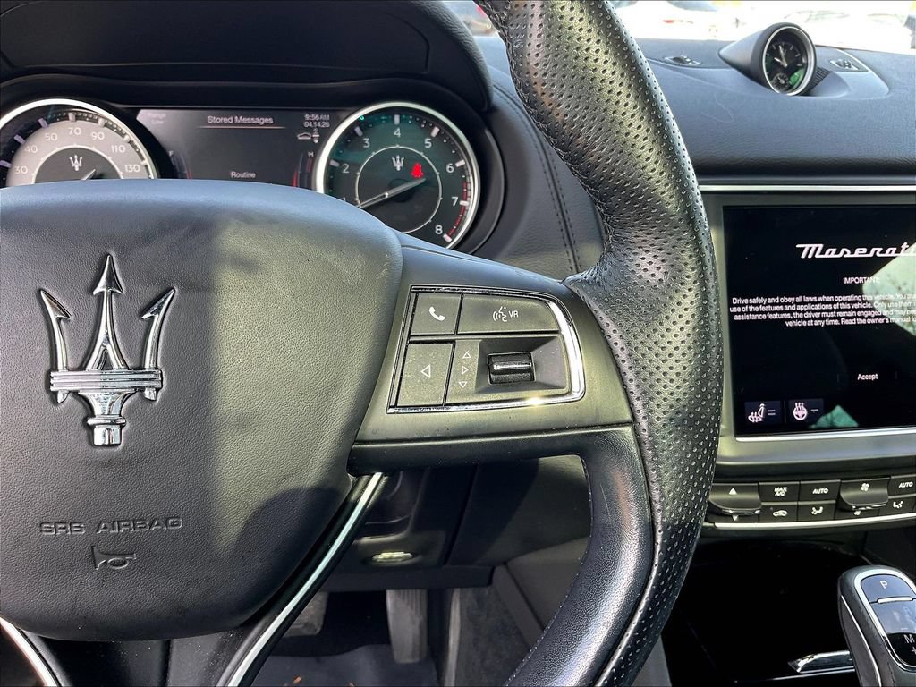 Used 2022 Maserati Levante GT AWD/4WD image 12