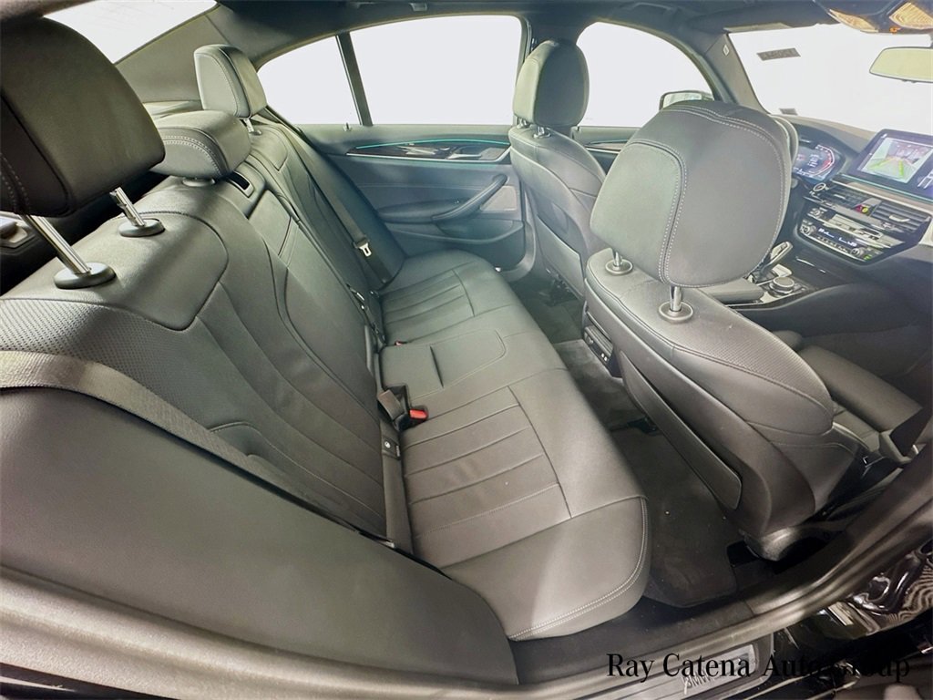 Certified 2023 BMW 540i xDrive w/ Premium Package image 29