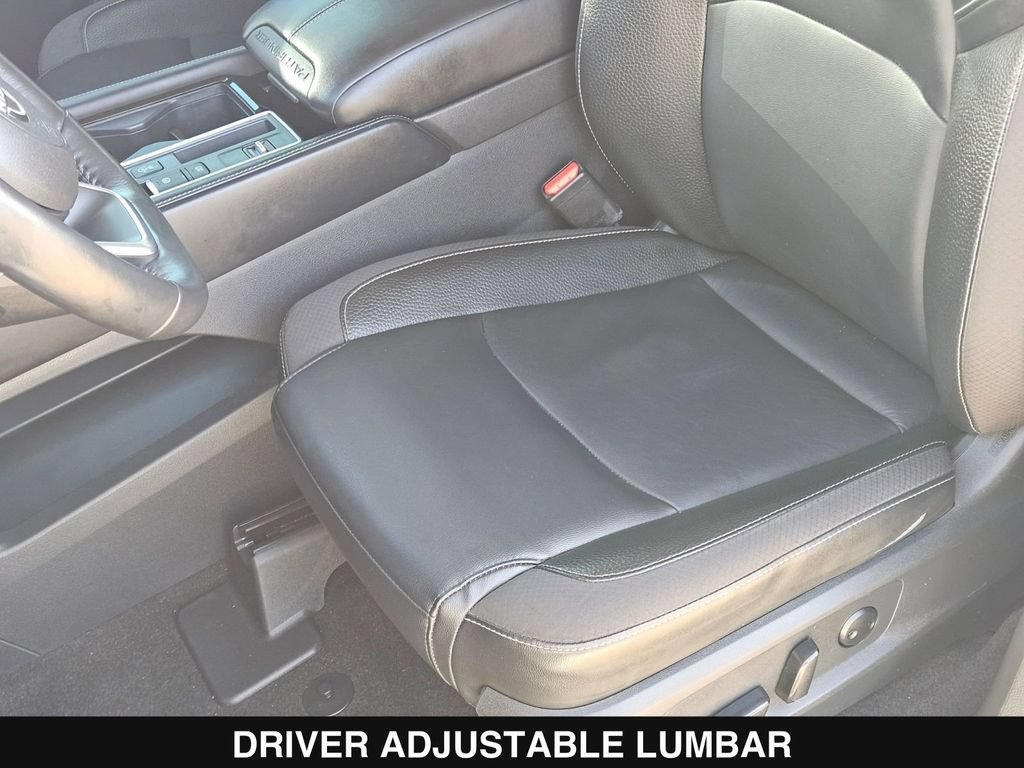 Used 2022 Nissan Pathfinder SL FWD image 16
