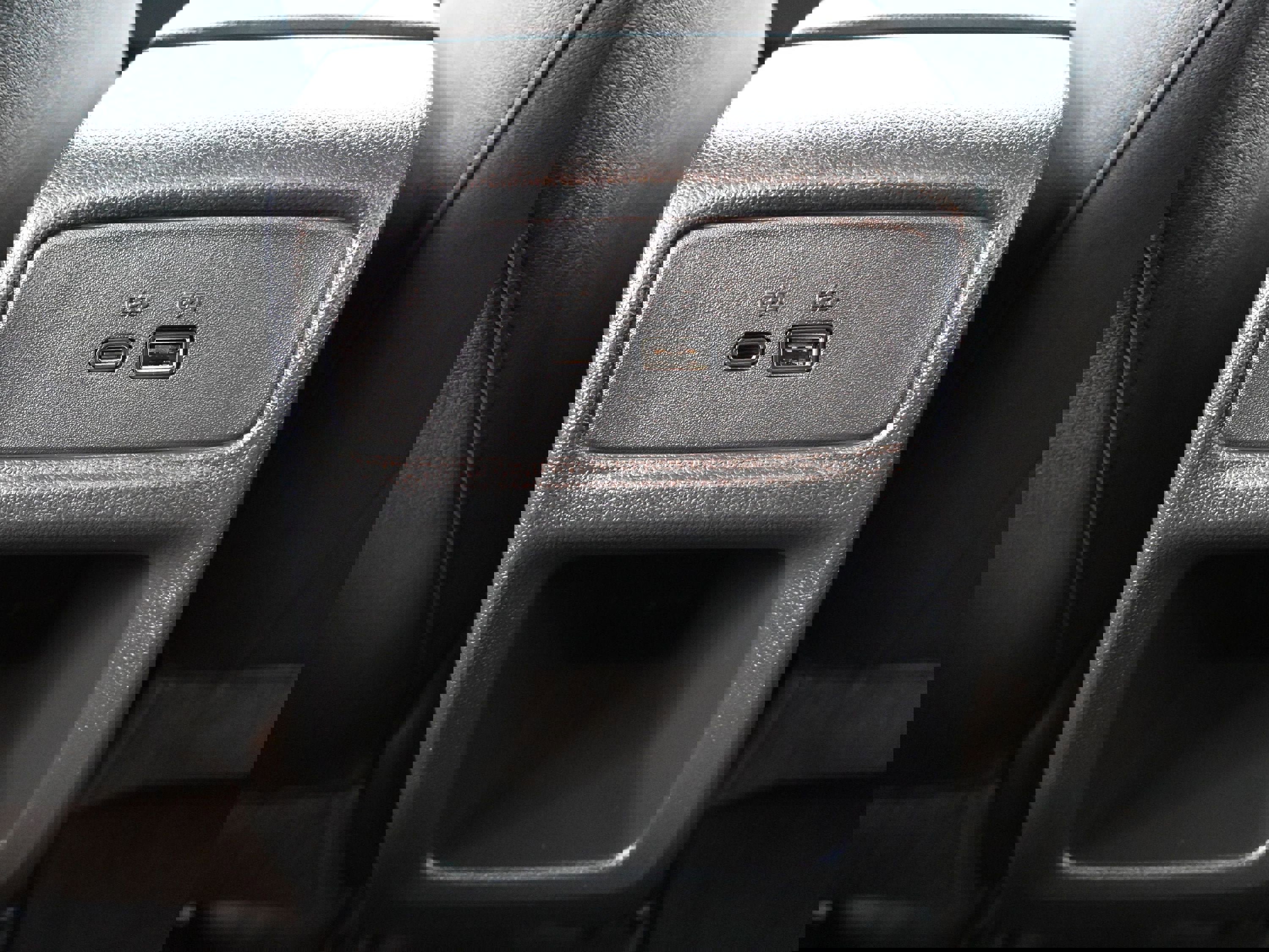 Used 2025 Chevrolet Trax LT w/ LT Convenience Package image 22