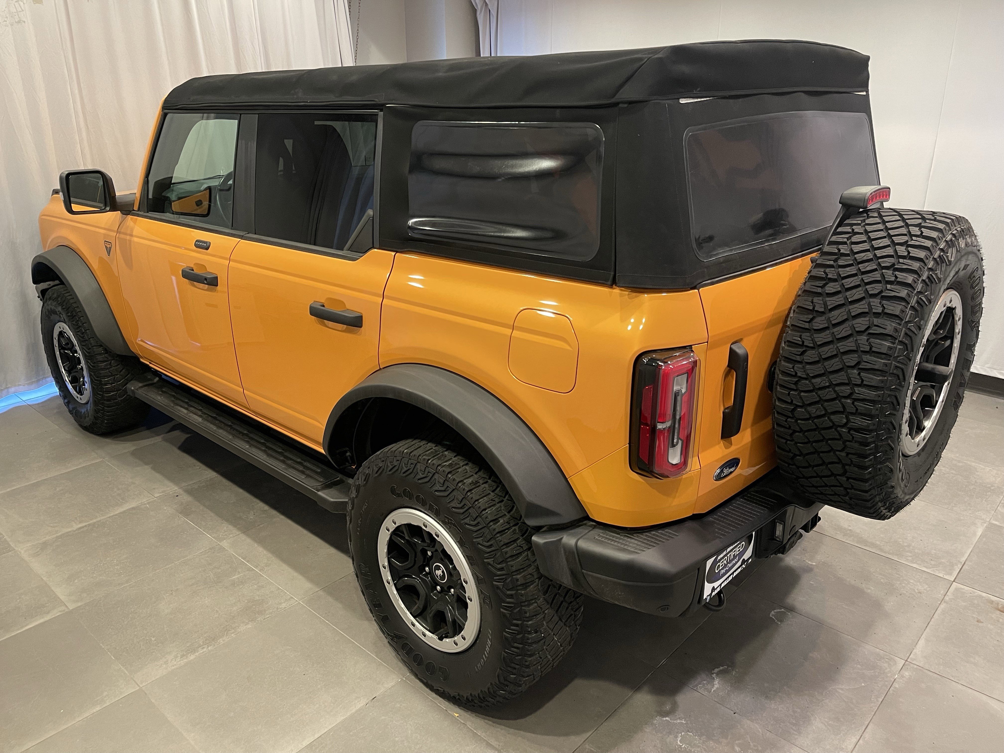 Used 2021 Ford Bronco Badlands image 4