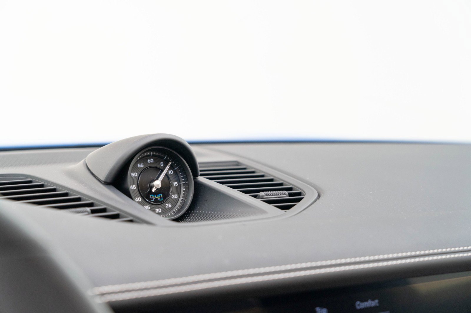 Used 2025 Porsche Panamera 4S image 26