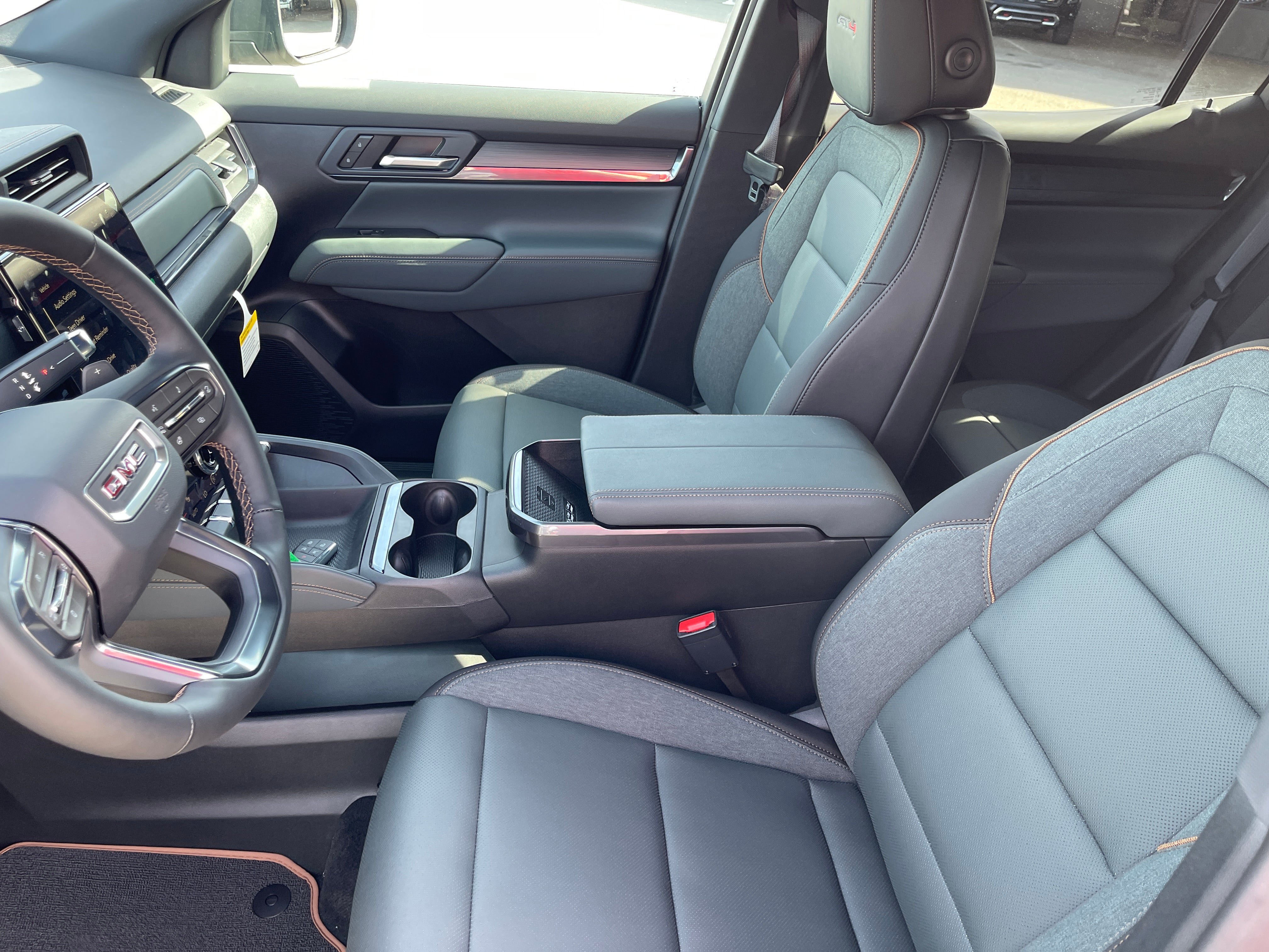 New 2026 GMC Terrain AT4 w/ Technology Package II image 11