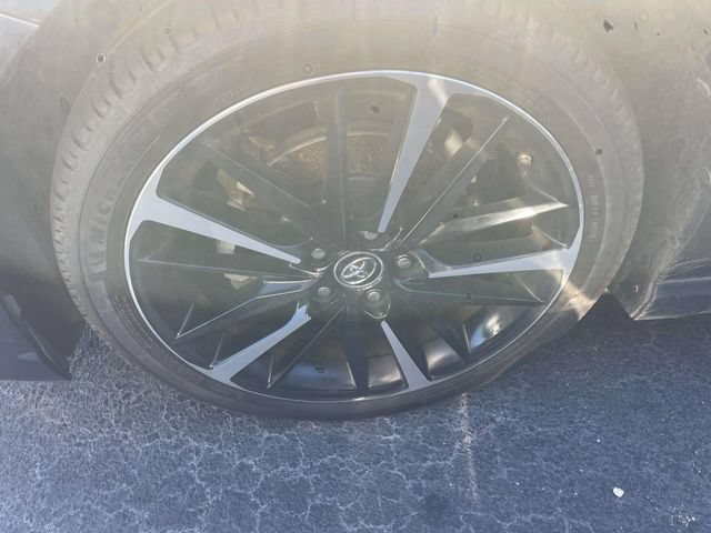Used 2019 Toyota Camry XSE FWD image 7