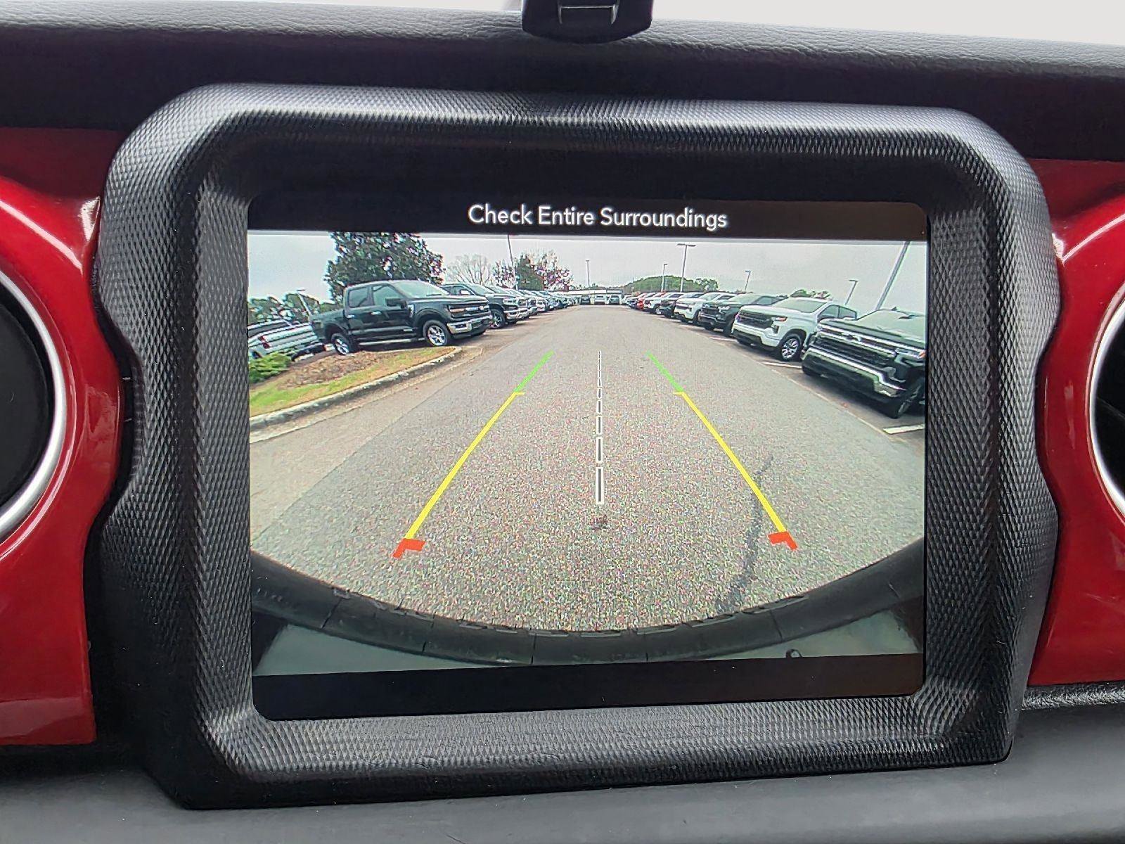 Used 2018 Jeep Wrangler Unlimited Sahara w/ Dual Top Group image 17