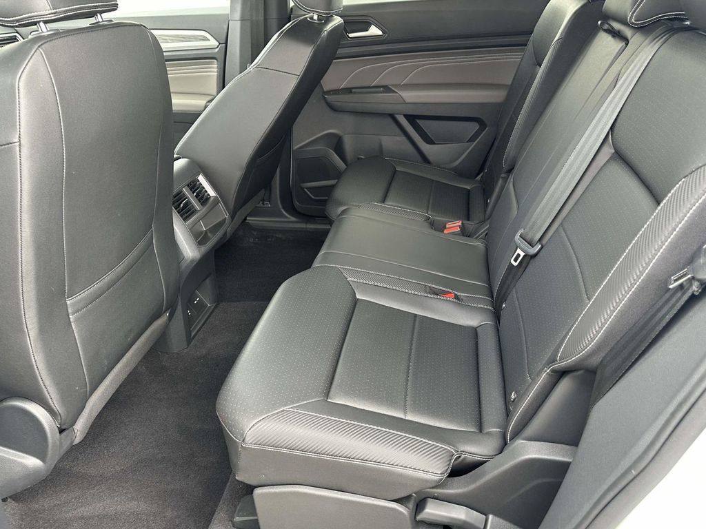 Certified 2023 Volkswagen Atlas Cross Sport SE w/ Black Wheel Package image 14