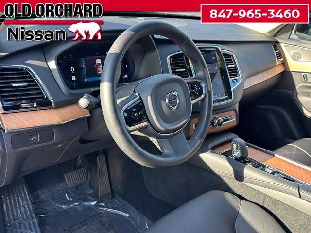 Used 2024 Volvo XC90 B6 Plus w/ Protection Package Premier AWD/4WD image 17