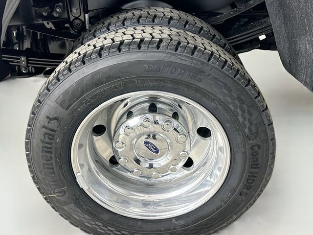 New 2026 Ford F450 Platinum w/ FX4 Off-Road Package image 32
