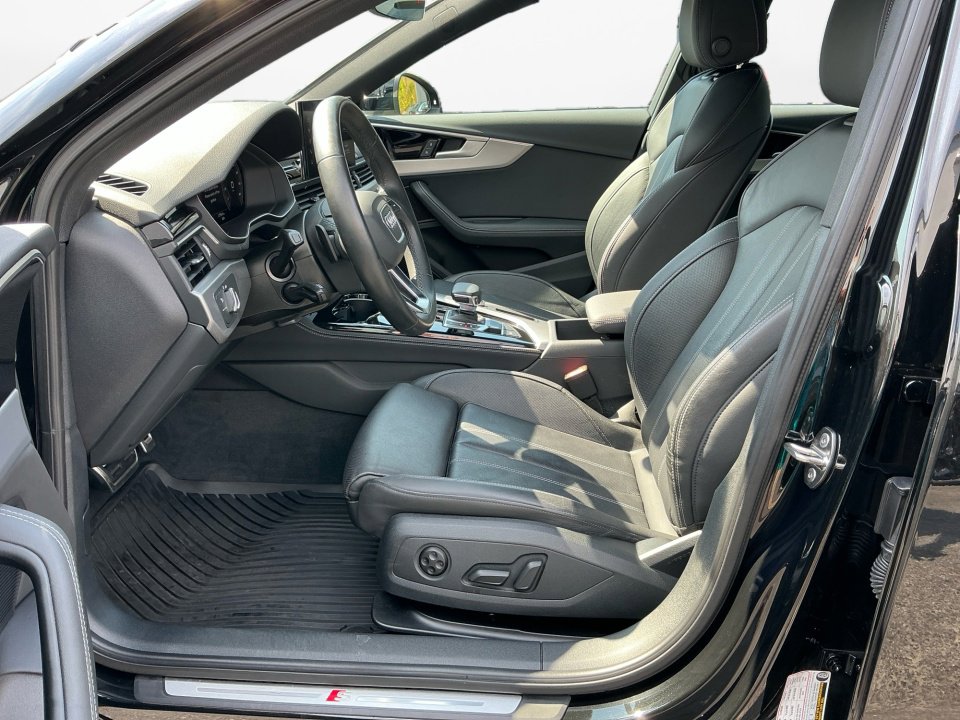 Certified 2024 Audi A4 2.0T Premium Plus image 9