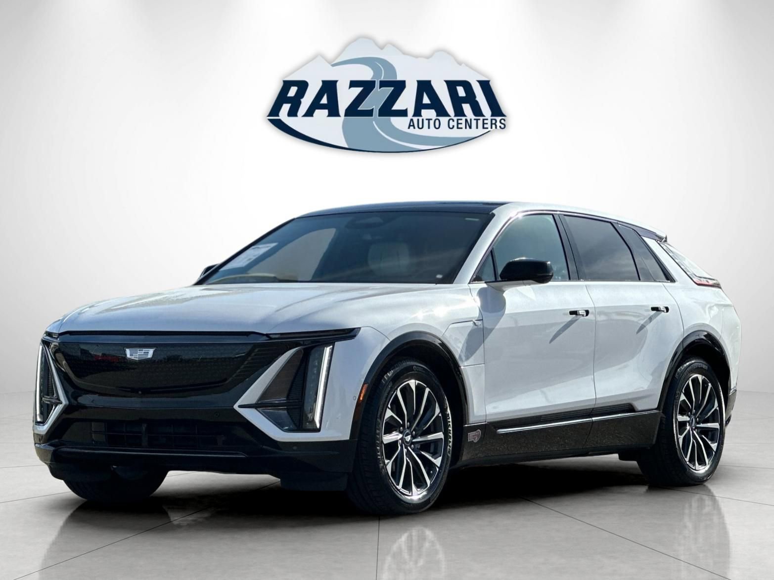 Used 2024 Cadillac Lyriq Sport RWD image 7
