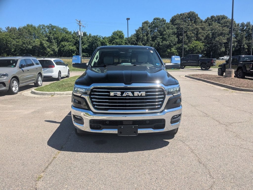 New 2026 RAM 1500 Laramie AWD/4WD image 8