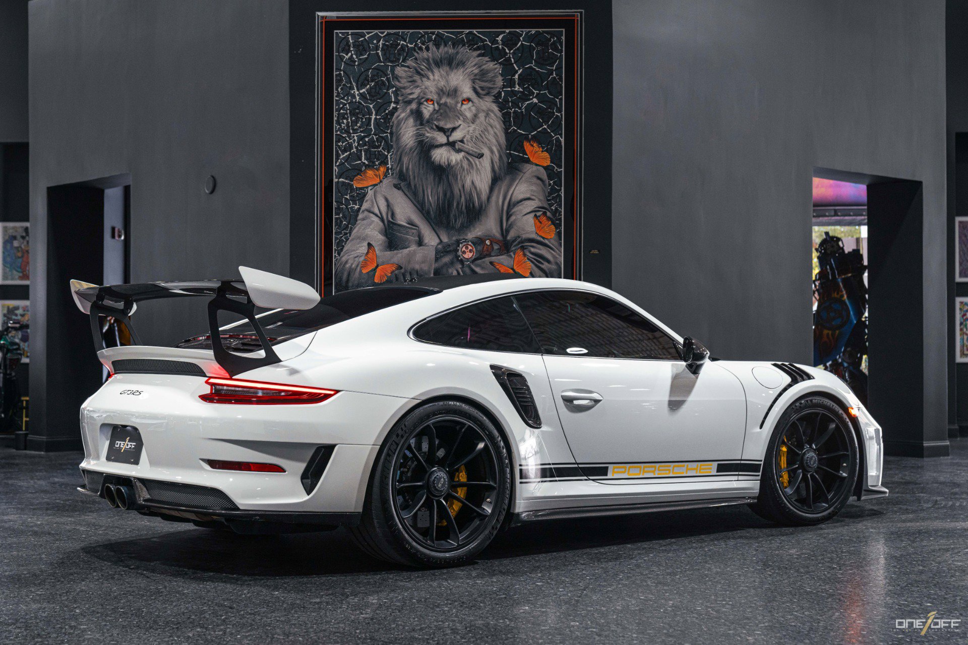 Used 2019 Porsche 911 GT3 RS image 11