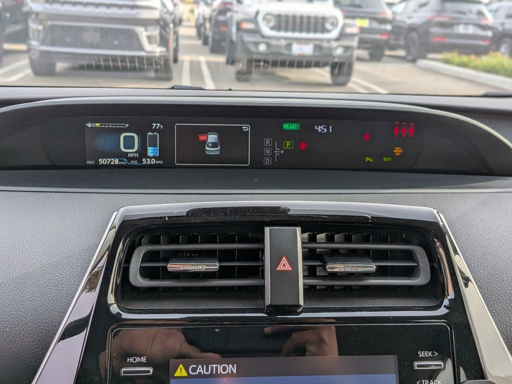 Used 2022 Toyota Prius LE image 13