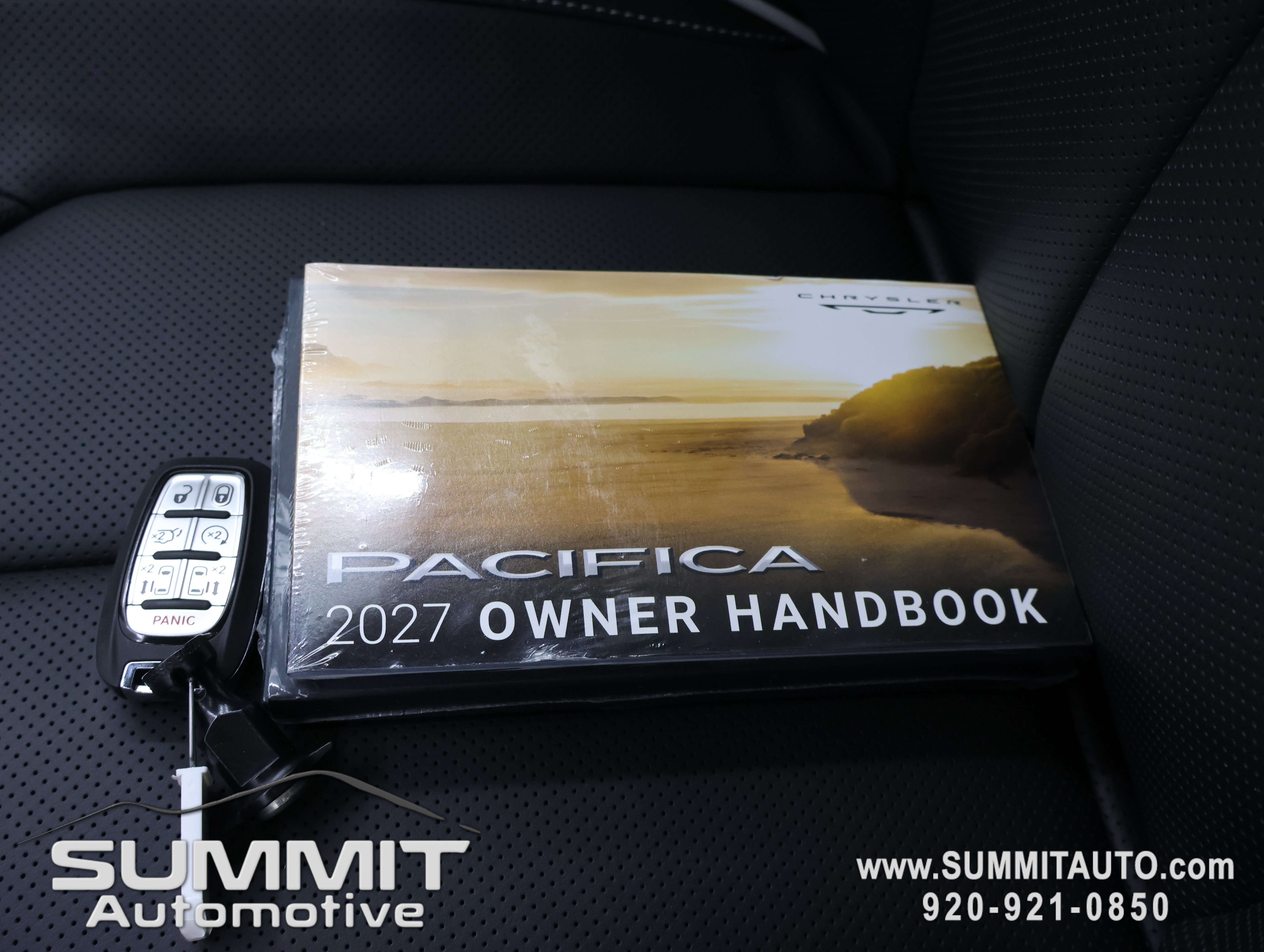 New 2027 Chrysler Pacifica Limited AWD/4WD image 69