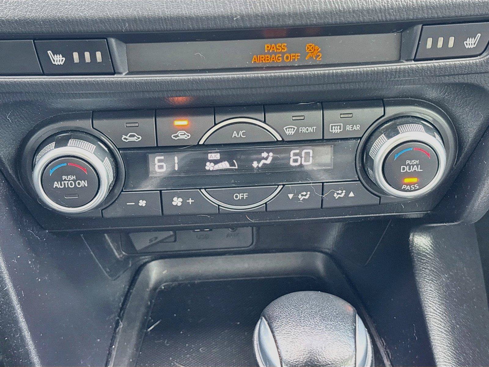 Used 2018 MAZDA MAZDA3 Grand Touring FWD image 15
