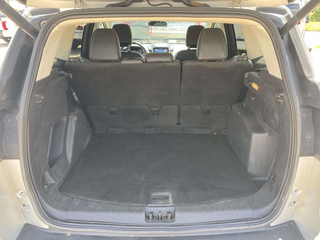 Used 2019 Ford Escape SEL FWD image 13
