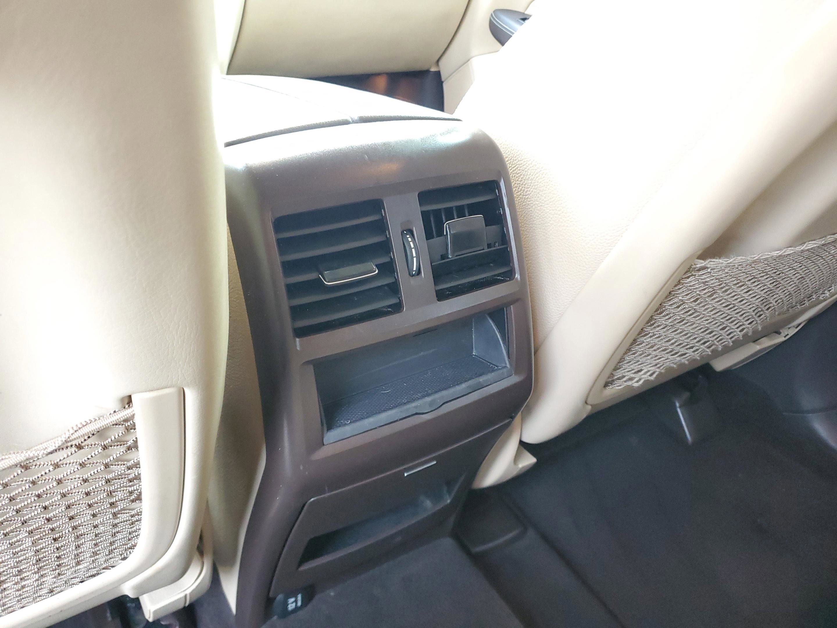 Used 2018 Mercedes-Benz GLE 350 w/ Premium 1 Package image 16