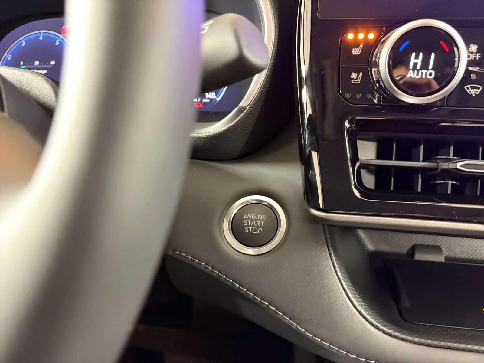 New 2026 Toyota Highlander Limited AWD/4WD image 30