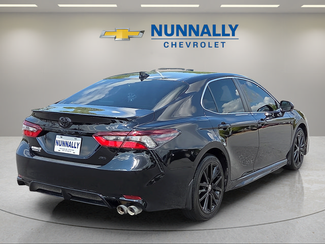 Used 2024 Toyota Camry SE FWD image 5