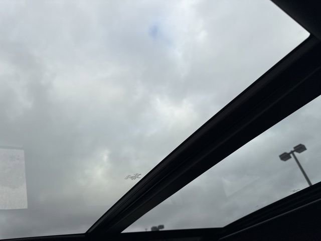 Certified 2025 Lincoln Navigator Reserve w/ Jet Appearance Package image 30