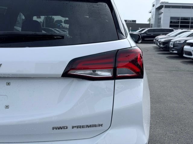 Used 2023 Chevrolet Equinox Premier AWD/4WD image 8
