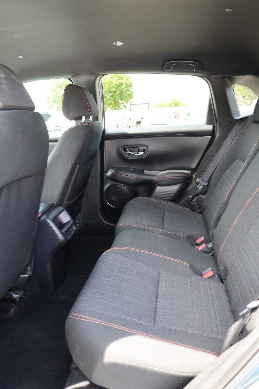 Used 2024 Honda HR-V Sport image 17
