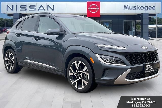 Used 2023 Hyundai Kona Limited AWD/4WD image 1