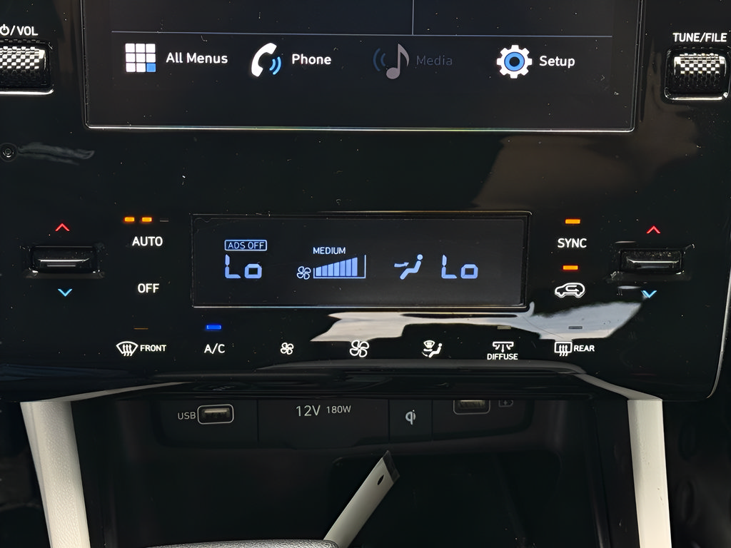 Certified 2024 Hyundai Tucson SEL AWD/4WD image 28
