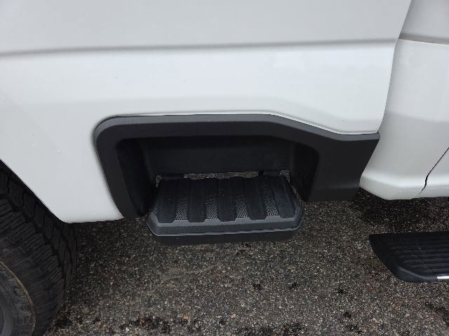 Used 2023 Ford F350 Platinum AWD/4WD image 40