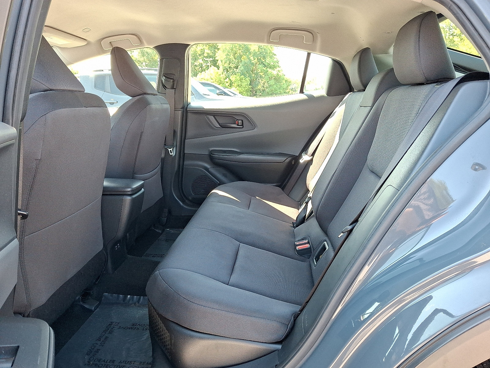 Used 2024 Toyota Prius LE FWD image 10