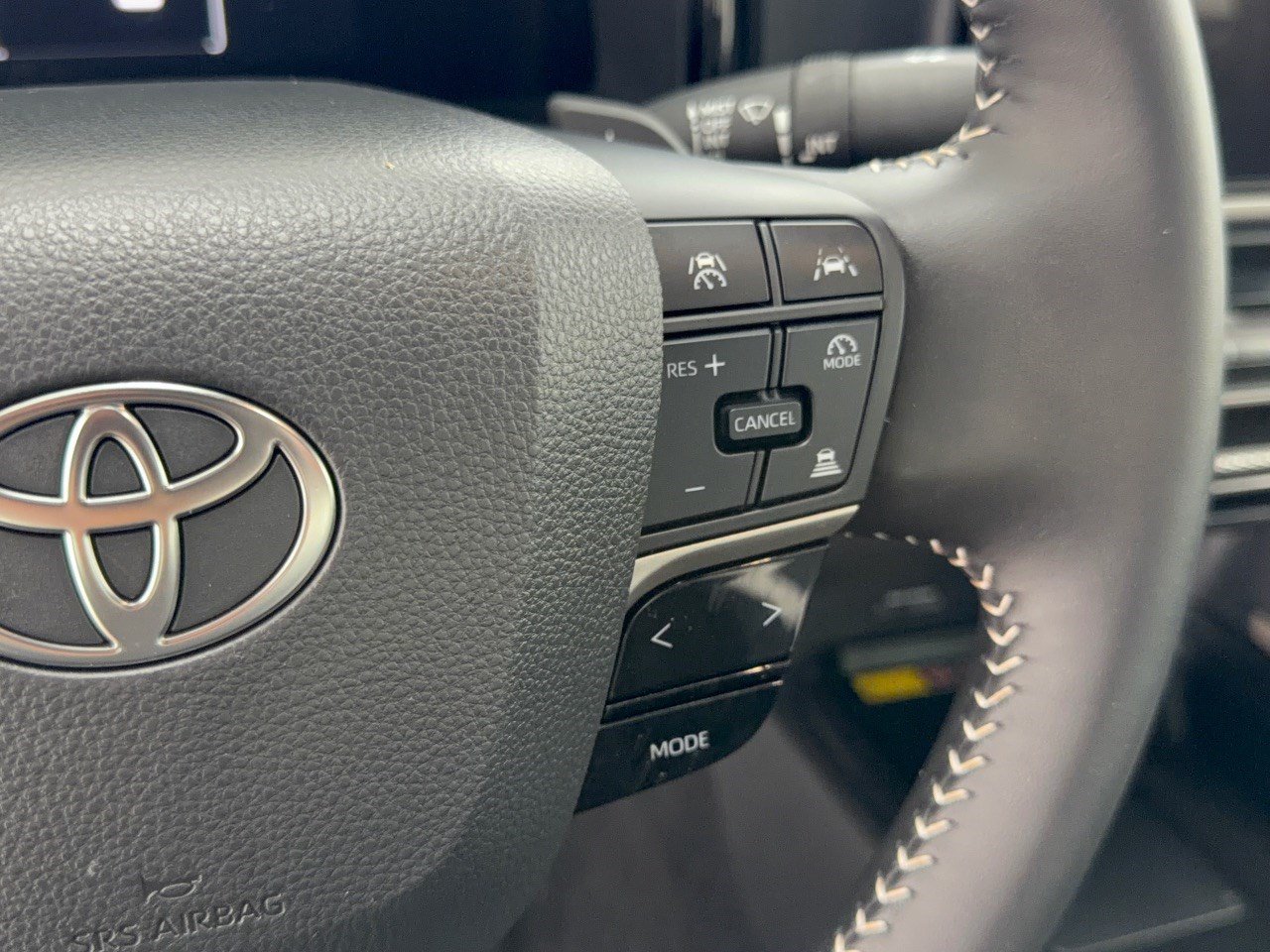 Used 2026 Toyota Camry SE w/ Convenience Package FWD image 19
