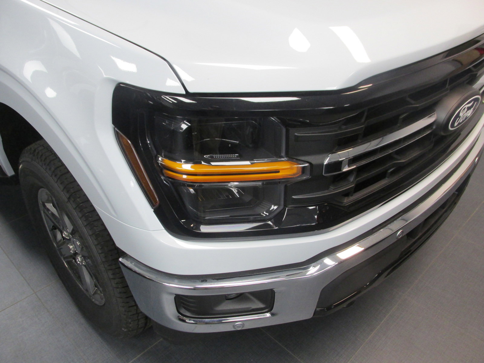 New 2025 Ford F150 XLT w/ Equipment Group 302A MID image 8