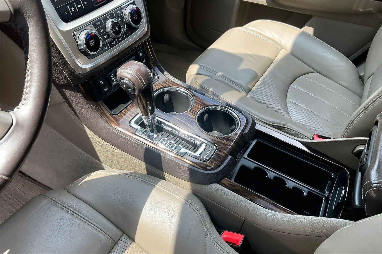 Used 2016 GMC Acadia Denali AWD/4WD image 16
