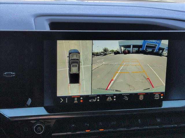 Used 2025 Chevrolet Silverado 1500 LT w/ Safety Package RWD image 19