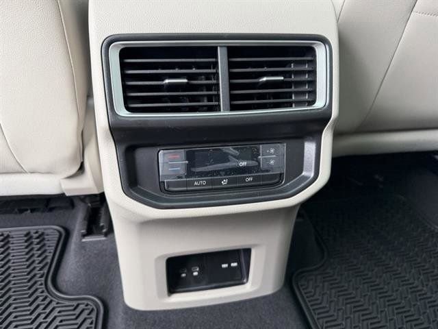 New 2026 Volkswagen Atlas SE image 26